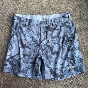 HUK Men's Lowcountry 6" Performance Fishing Shorts, Current Erie, Medium